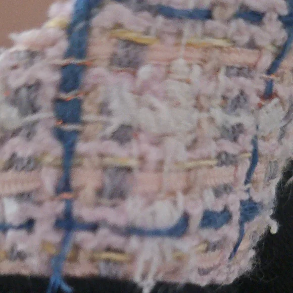 CHANEL Women's Tweed Slingback Heels - Black and Blush Pink - Picture 3 of 6